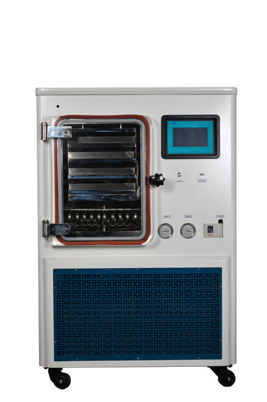 Liofilizzatore con sistema di raffreddamento ad aria, capacità di cattura dell'acqua di 6 kg/24h e temperatura di cattura a freddo < -75°C